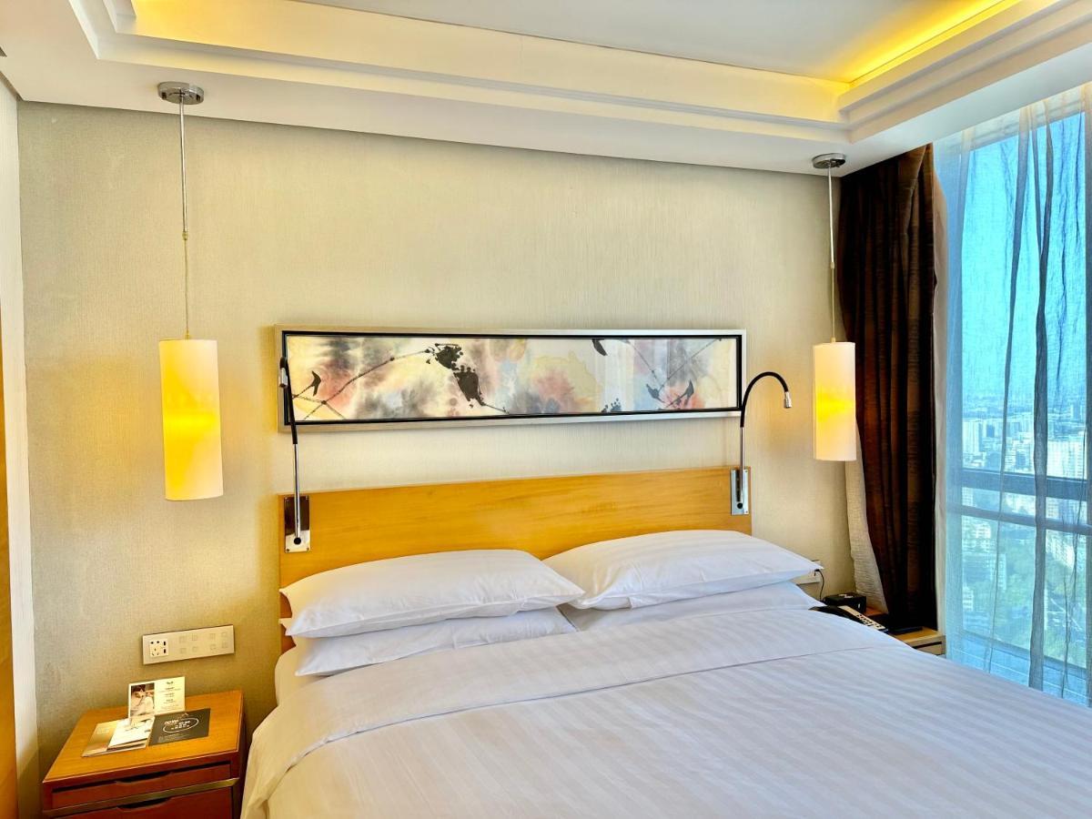 Swissotel Foshan, Guangdong - Free Shuttle To Canton Fair Exterior foto